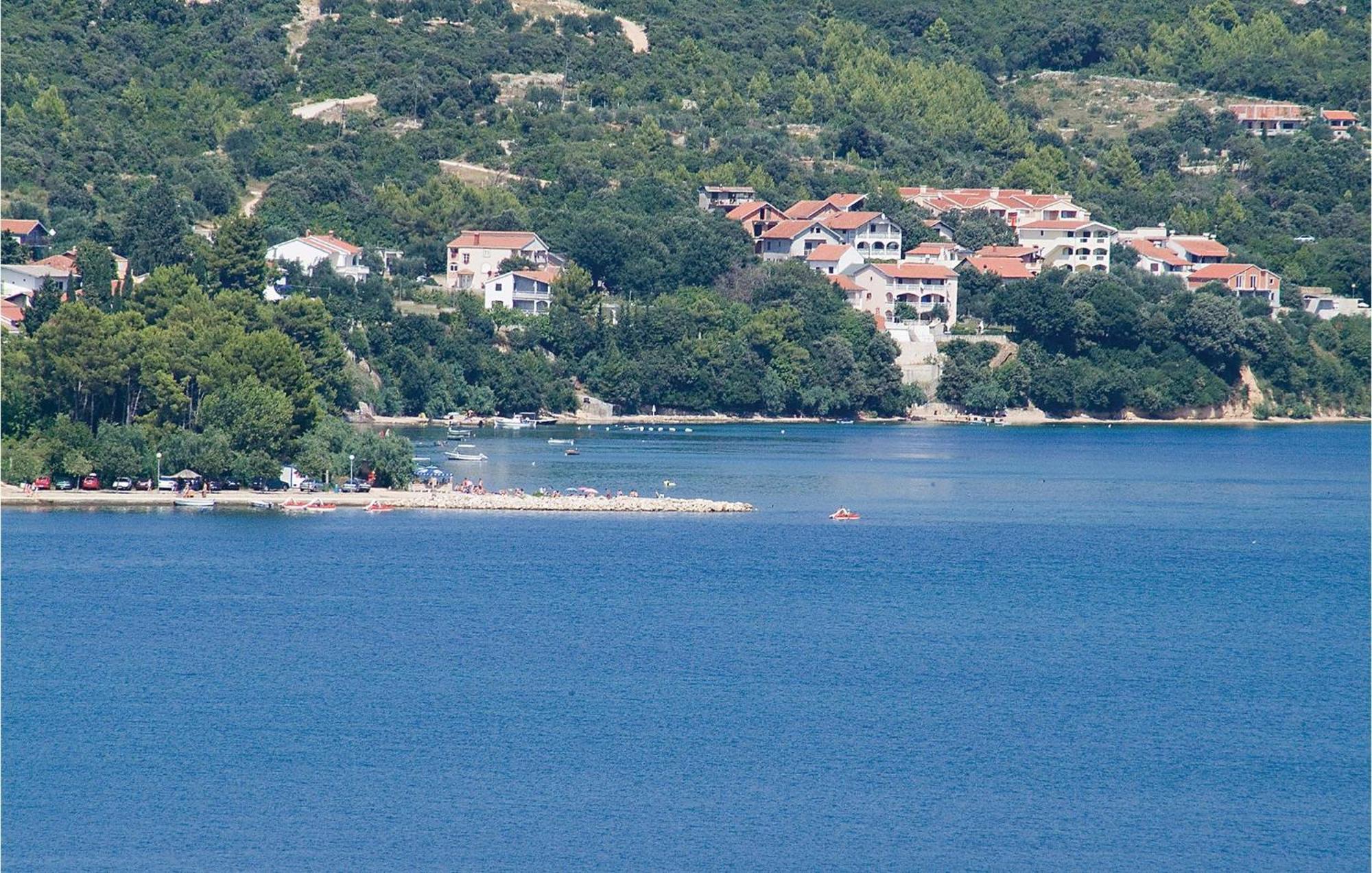 Cozy Apartment In Posedarje With House Sea View ภายนอก รูปภาพ